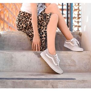 pink yellow vapormax